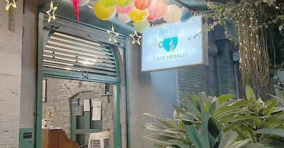 Best Cafes in Camp, Pune